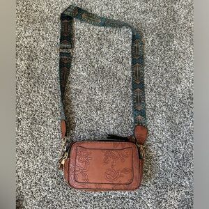 Women’s western crossbody bag
